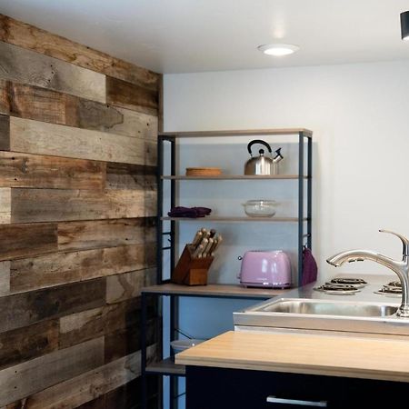 The Huckleberry A Teton Tiny Home ドリッグス エクステリア 写真