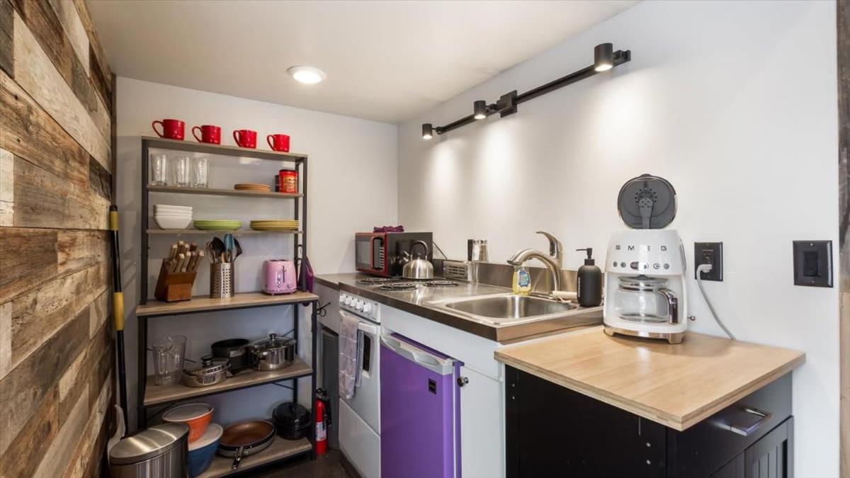 The Huckleberry A Teton Tiny Home ドリッグス エクステリア 写真